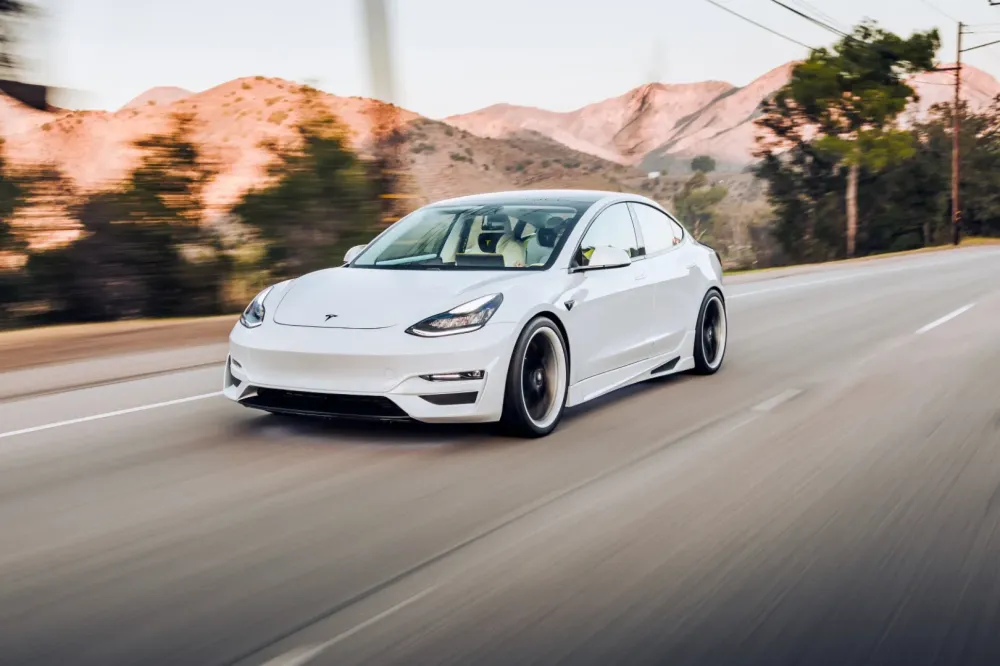 Tesla Approved Body Shop près de Castries